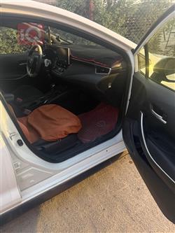 تۆیۆتا کۆرۆلا